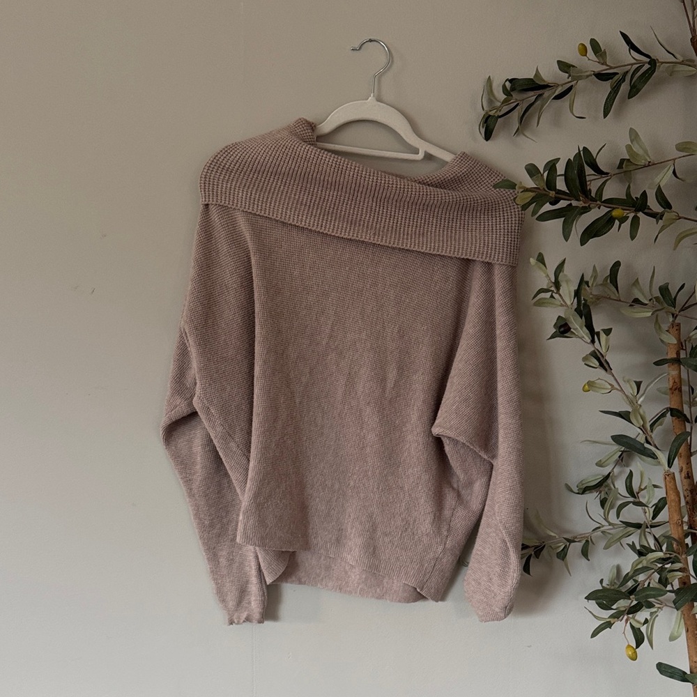 Cyrus Off-Shoulder Sweater - Taupe